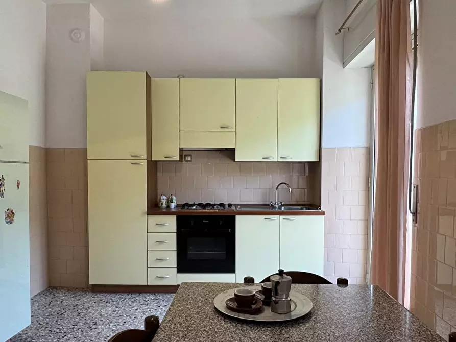 Immagine 11 di Casa trifamiliare in vendita  in Contrada Guarassano a Cosenza