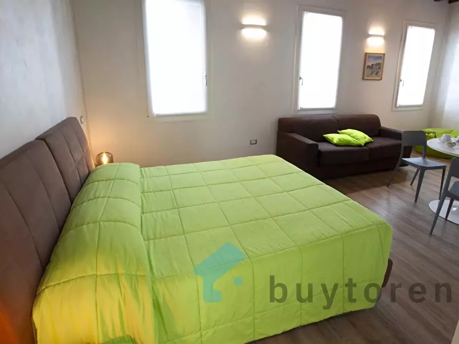 Immagine 10 di Terreno edificabile in vendita  in Corso del Popolo, 1214. a Chioggia