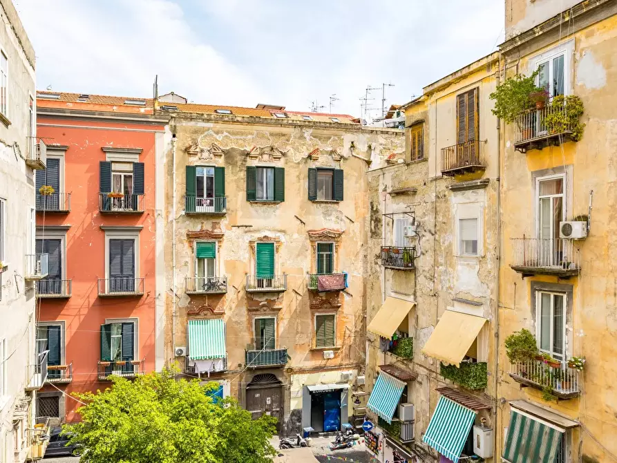 Immagine 53 di Casa trifamiliare in vendita  in Piazzetta Rosario di Palazzo, 10. a Napoli