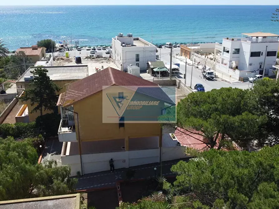 Immagine 39 di Terreno edificabile in vendita  in Via C. di Martino a Noto