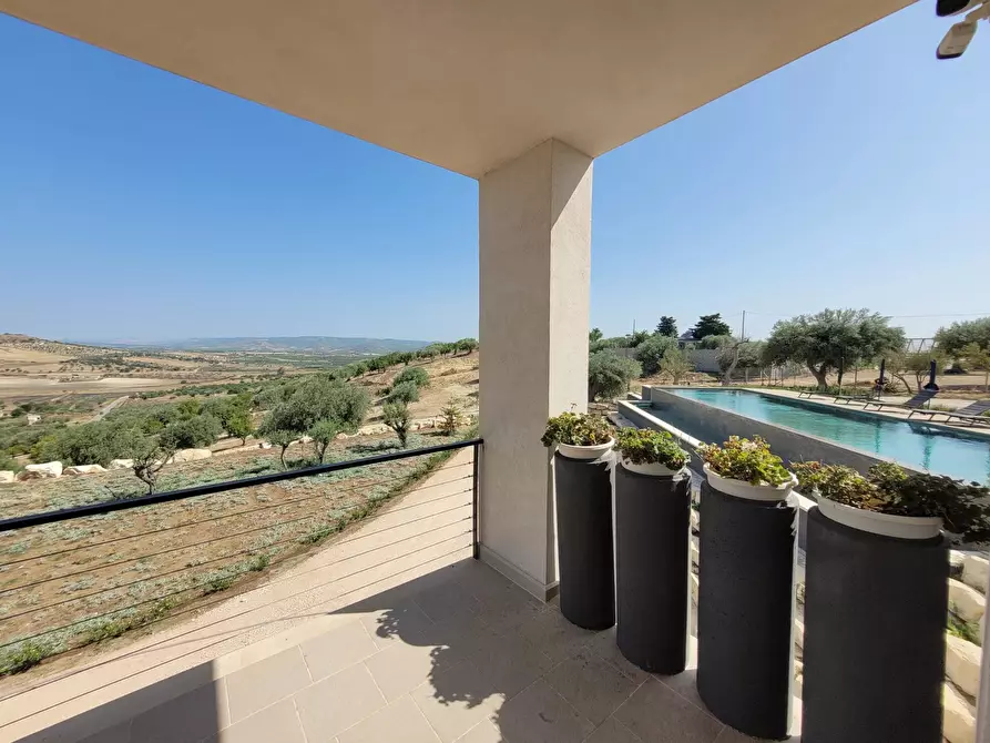 Immagine 1 di Terreno edificabile in vendita  a Noto