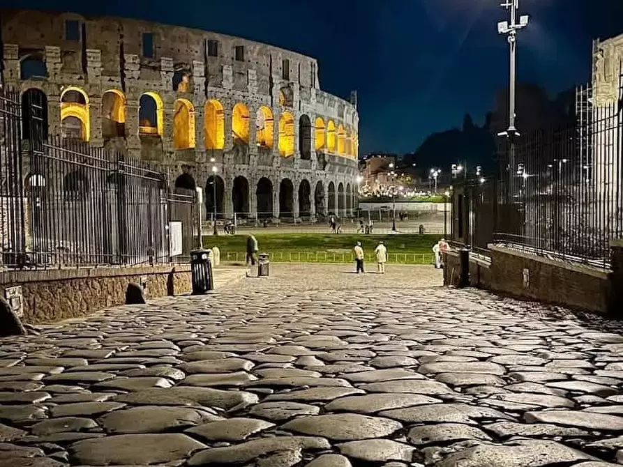 Immagine 31 di Casa trifamiliare in vendita  in Piazza Antonio Mancini, 4 a Roma