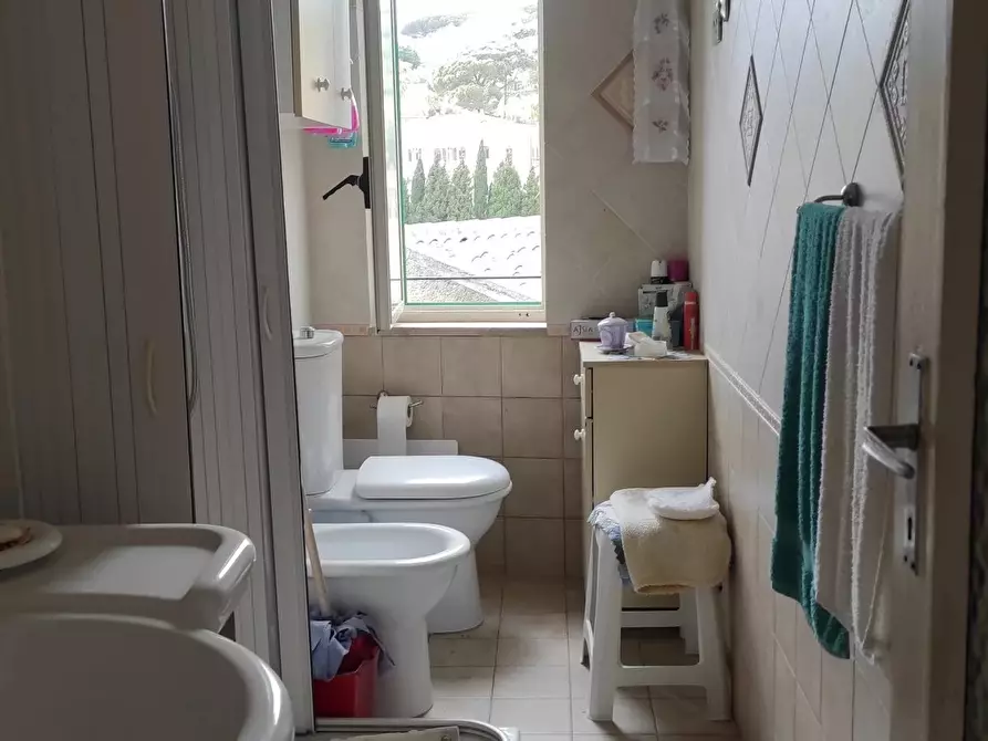 Immagine 11 di Casa trifamiliare in vendita  in Vico San Giovanni a Messina