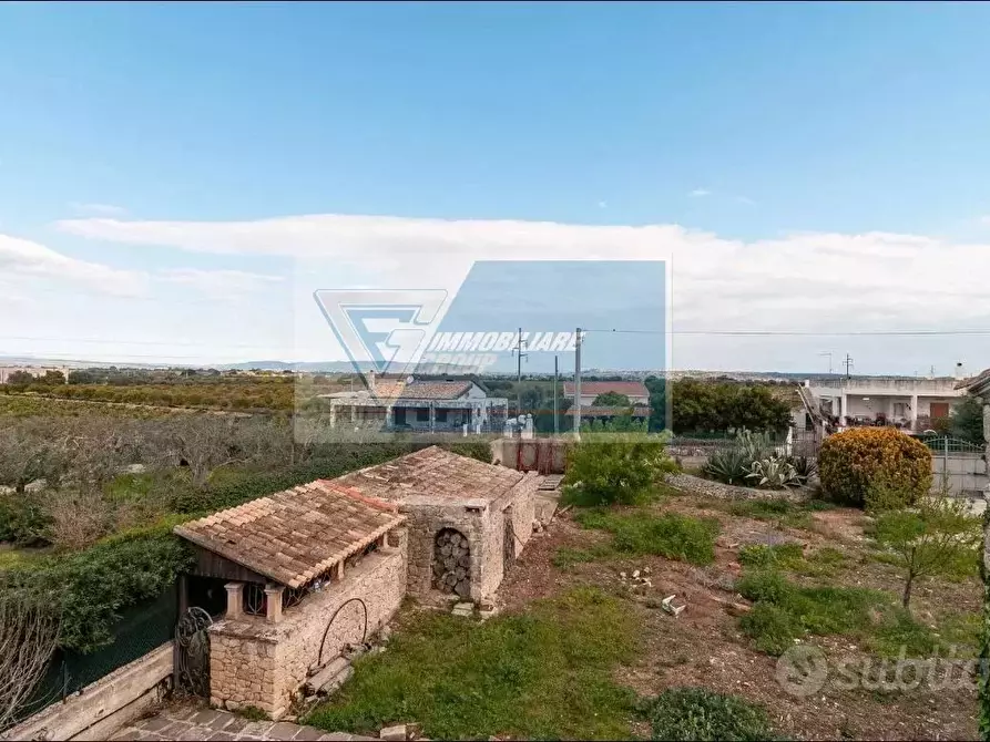 Immagine 15 di Terreno edificabile in vendita  in Traversa Fontana Mortella a Siracusa