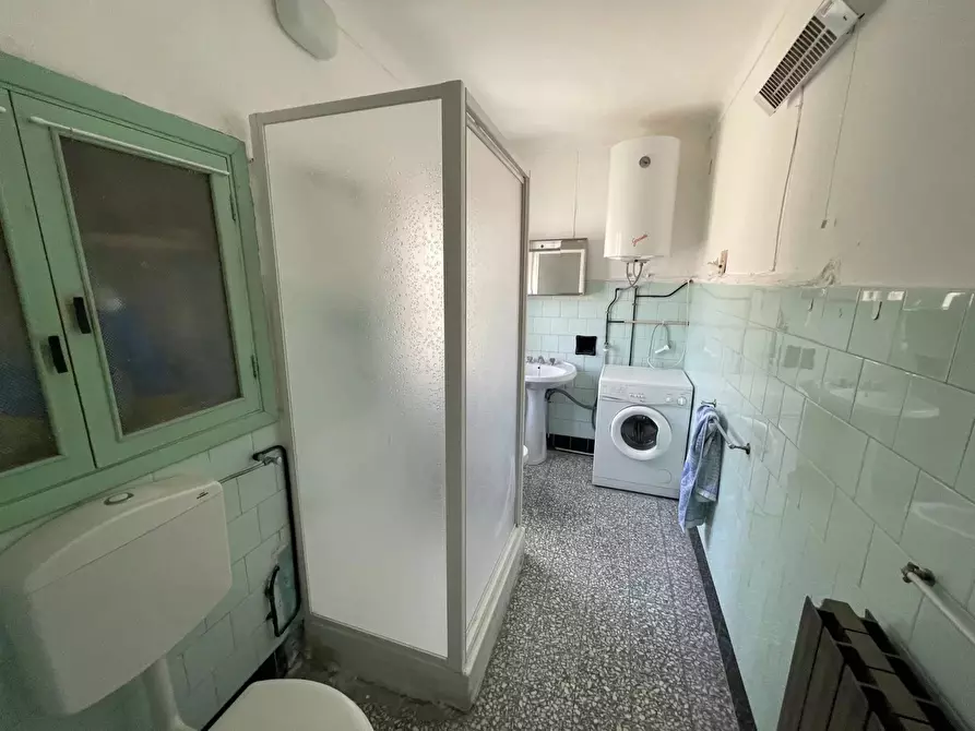 Immagine 14 di Casa trifamiliare in vendita  a Ventimiglia