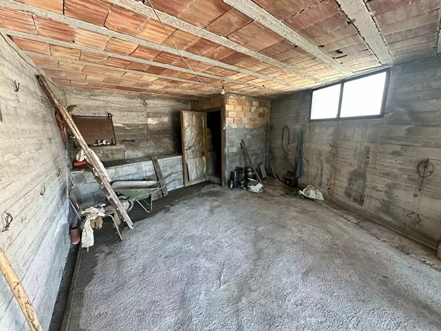 Immagine 3 di Casa bifamiliare in vendita  a Ventimiglia