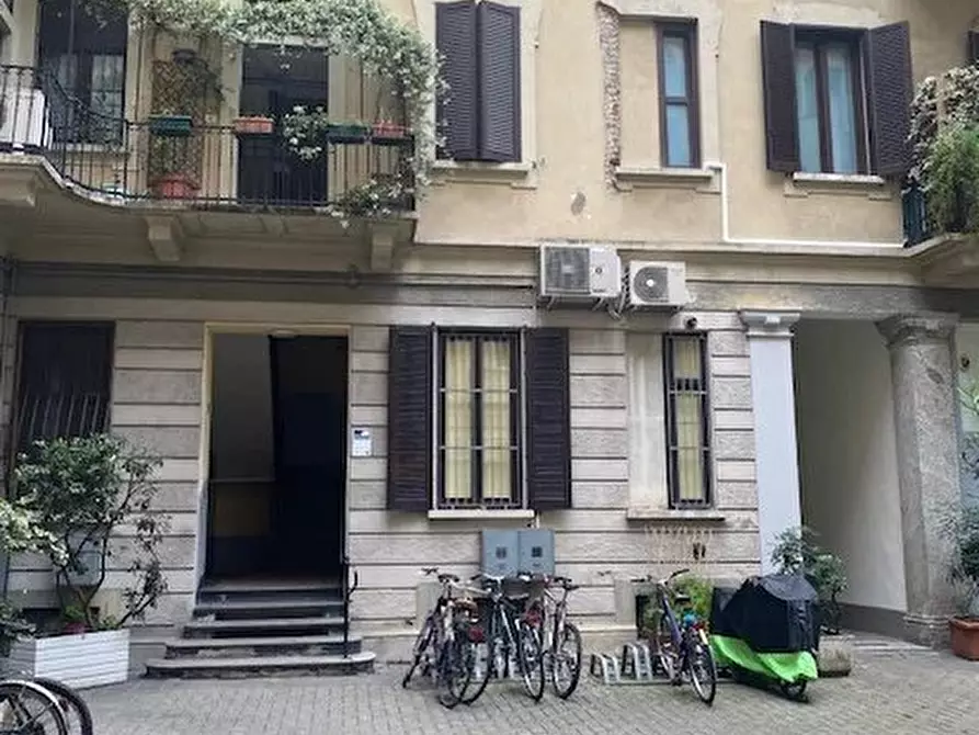 Immagine 11 di Casa trifamiliare in affitto  in Via Giovanni Battista Morgagni, 2 a Milano