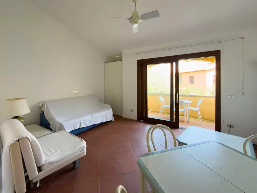 Immagine 18 di Casa trifamiliare in vendita  in Via della Bilancia, 8 a Olbia