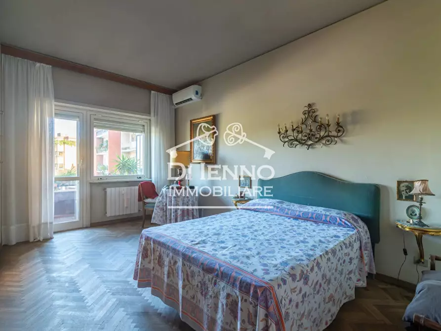 Immagine 20 di Casa trifamiliare in vendita  a Roma