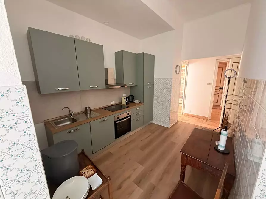 Immagine 7 di Casa trifamiliare in vendita  in Via Cavour, 29 a Ventimiglia