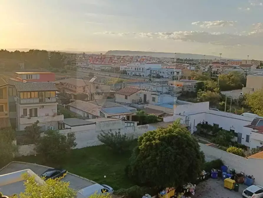 Immagine 16 di Casa trifamiliare in vendita  in Via Modica a Siracusa