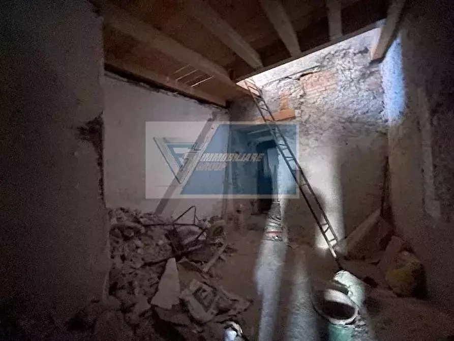 Immagine 35 di Casa trifamiliare in vendita  a Siracusa