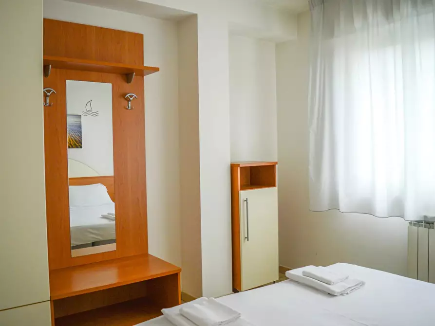 Immagine 14 di Casa trifamiliare in vendita  in via Gabriele D'Annunzio, 209. a Pineto