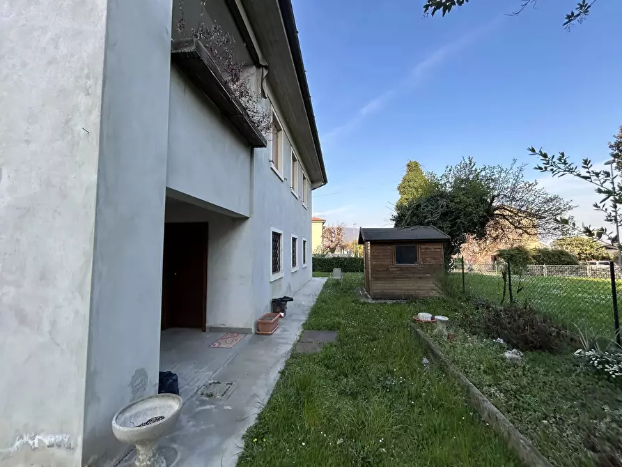 Immagine 11 di Terreno edificabile in vendita  a Vittorio Veneto