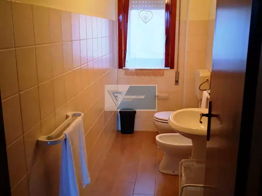 Immagine 6 di Casa trifamiliare in vendita  a Noto