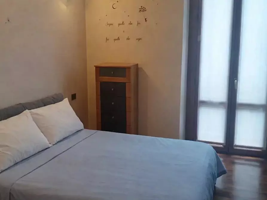 Immagine 15 di Casa trifamiliare in affitto  in Viale Nazario Sauro, 5 a Milano