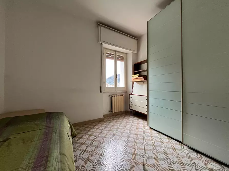 Immagine 11 di Casa trifamiliare in vendita  in Via Brigata Berto San Salvatore a Avegno