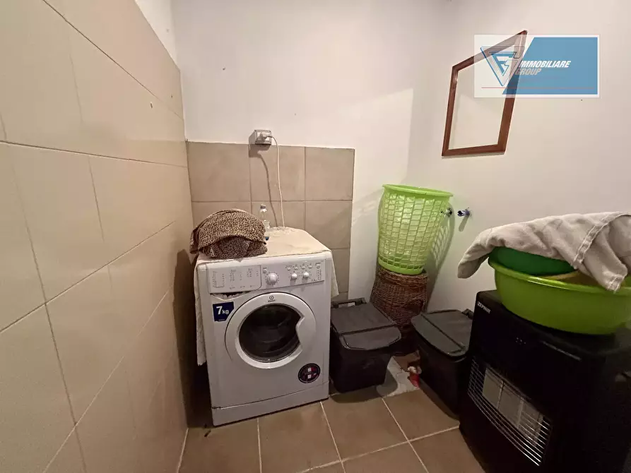 Immagine 6 di Casa trifamiliare in vendita  in via grimaldi a Buccheri