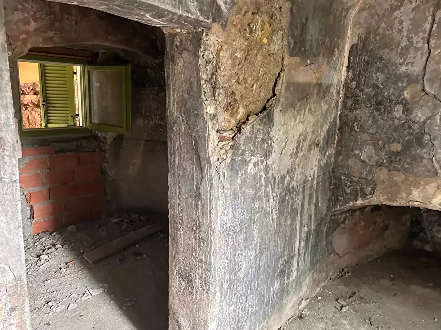 Immagine 10 di Casa trifamiliare in vendita  a Airole