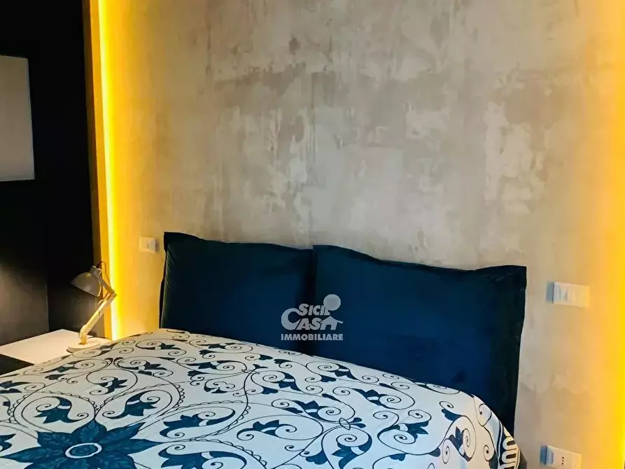 Immagine 2 di Casa trifamiliare in affitto  a Marsala