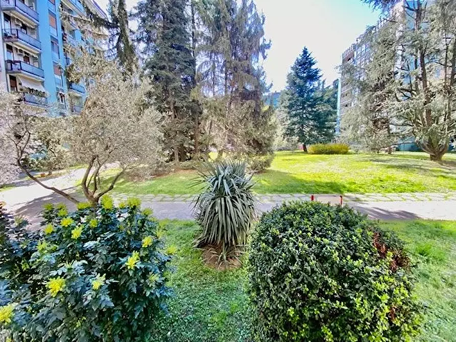 Immagine 6 di Casa trifamiliare in affitto  a Brugherio