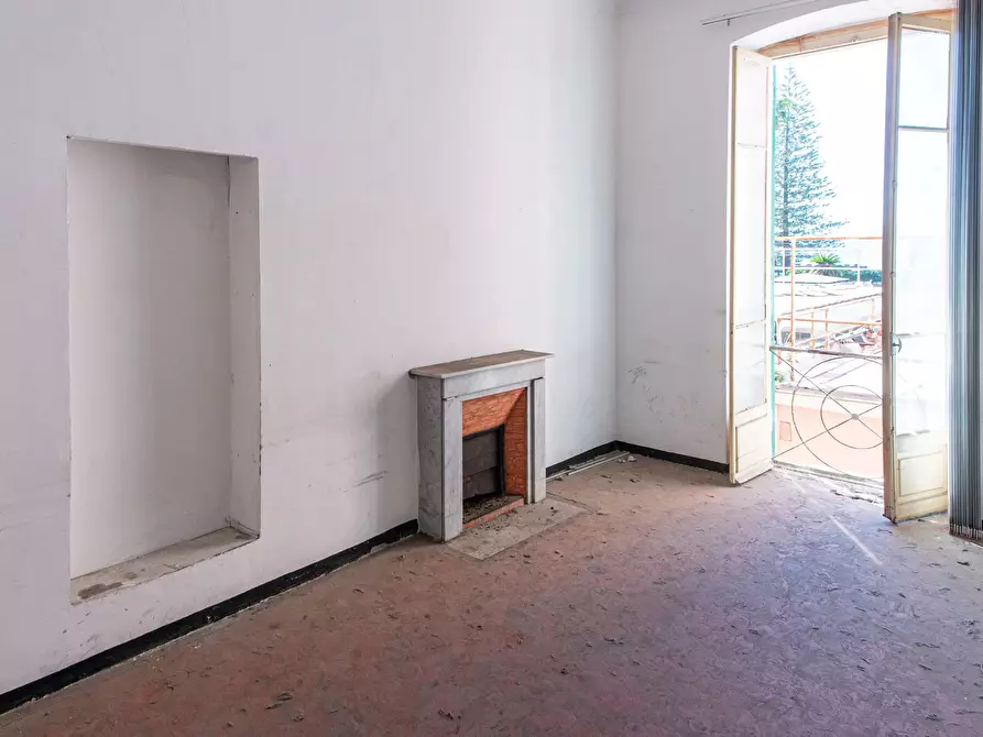 Immagine 6 di Casa trifamiliare in vendita  in Via Roma, 5 a Bordighera