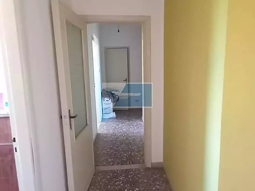 Immagine 9 di Casa trifamiliare in vendita  a Piazza Armerina