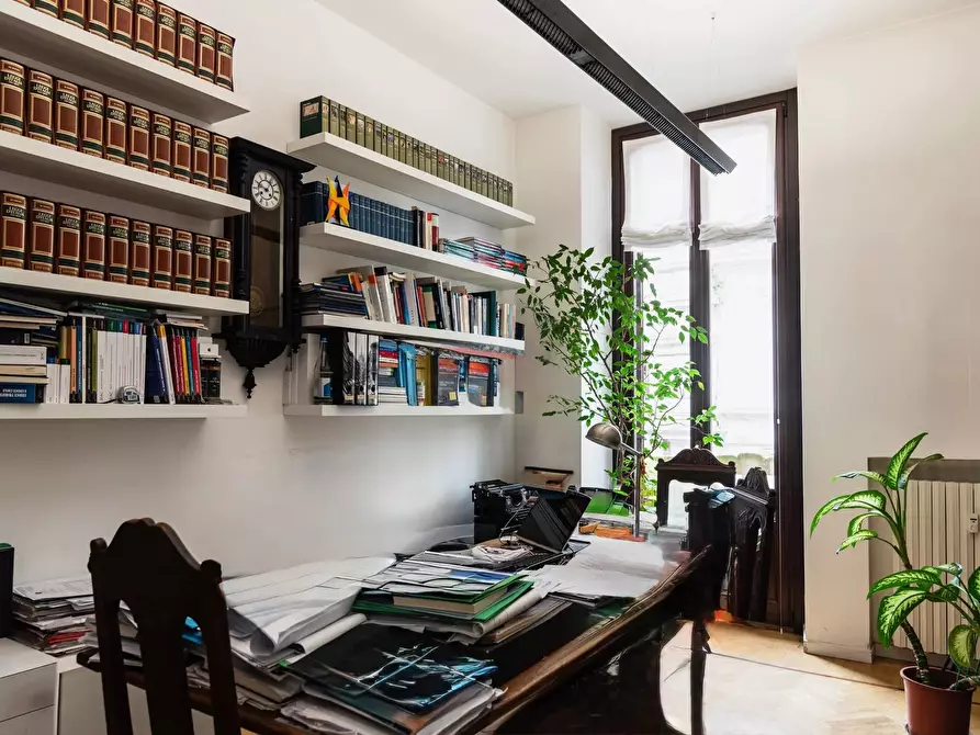 Immagine 6 di Castello in affitto  in Via Spadari a Milano