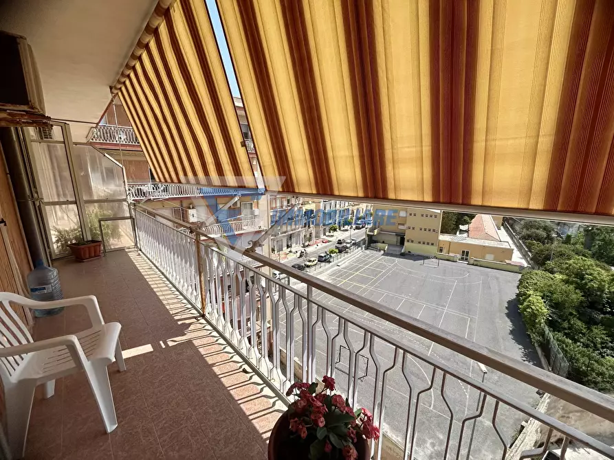 Immagine 4 di Casa trifamiliare in vendita  in VIALE TEOCRITO a Siracusa