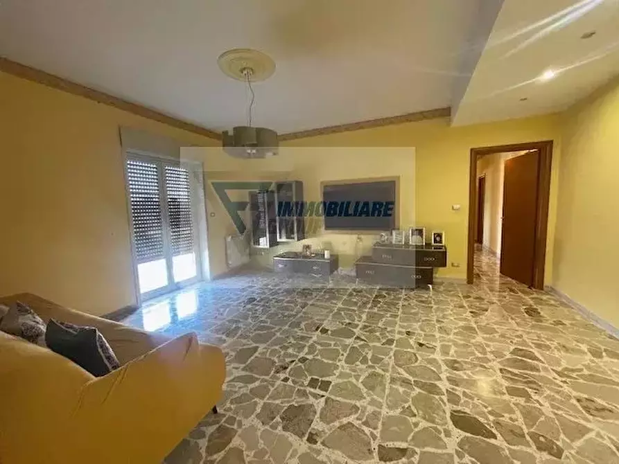 Immagine 8 di Casa trifamiliare in vendita  in Viale Dei Comuni a Siracusa