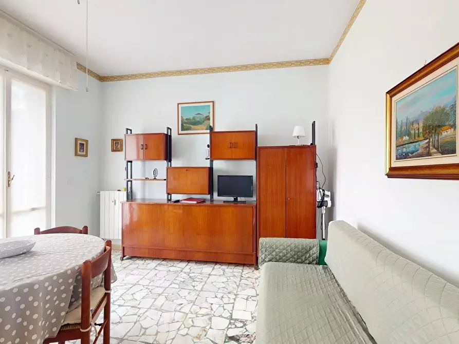 Immagine 6 di Casa trifamiliare in vendita  in Via Ponti 3. a Borghetto Santo Spirito