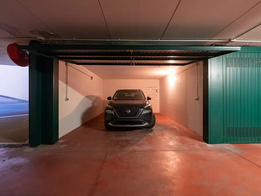 Immagine 28 di Casa trifamiliare in vendita  a Milano