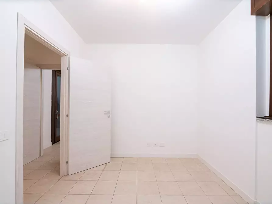 Immagine 18 di Casa trifamiliare in vendita  a Milano