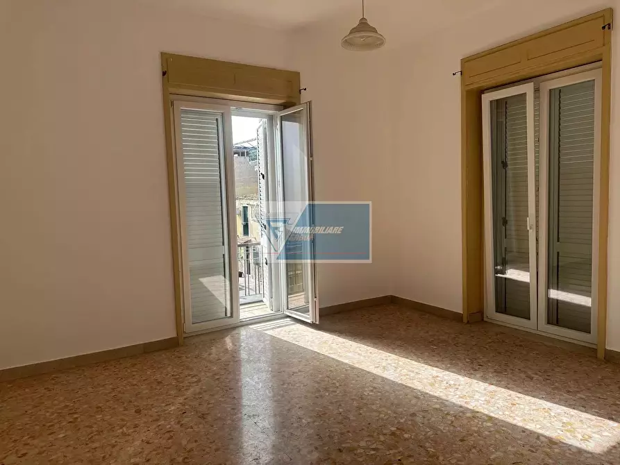 Immagine 6 di Casa trifamiliare in vendita  a Buccheri