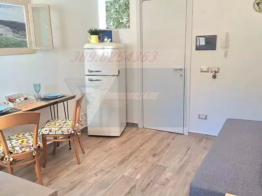 Immagine 9 di Casa trifamiliare in affitto  in Via Bainsizza a Siracusa