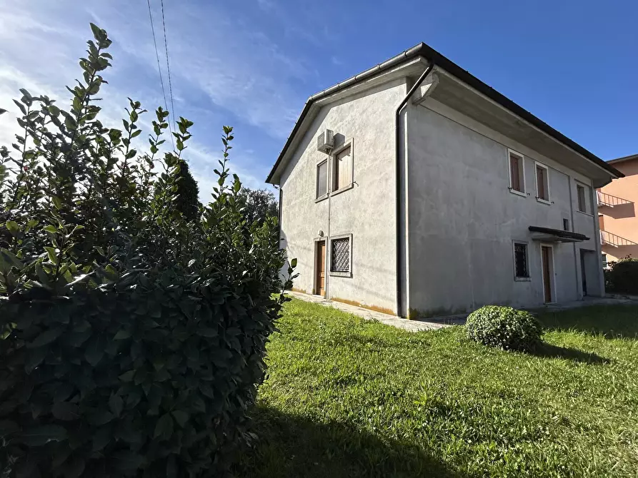 Immagine 4 di Terreno edificabile in vendita  a Vittorio Veneto