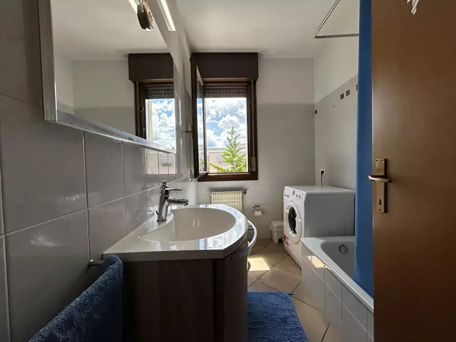 Immagine 22 di Casa trifamiliare in vendita  a Vittorio Veneto