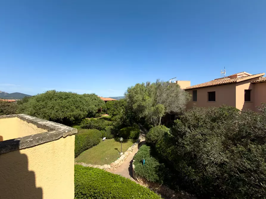 Immagine 29 di Casa trifamiliare in vendita  in Via della Bilancia, 8 a Olbia