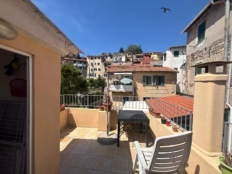 Immagine 1 di Casa trifamiliare in vendita  in Via Piemonte, 19 a Ventimiglia