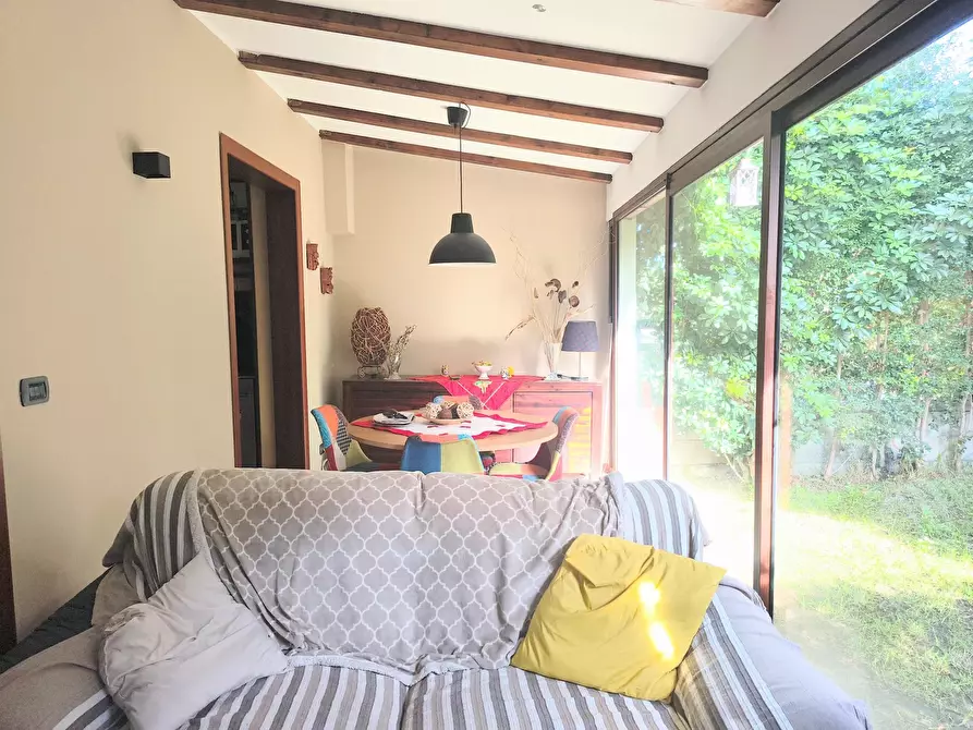 Immagine 10 di Casa trifamiliare in vendita  in Via delle Mimose, 9 a Messina