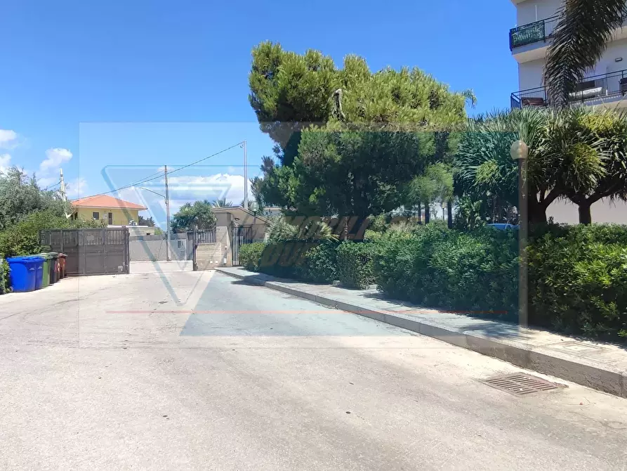 Immagine 2 di Casa trifamiliare in vendita  in Via Monte San Vito a Siracusa
