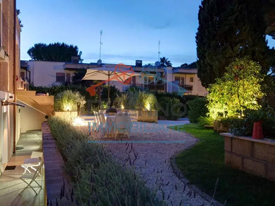 Immagine 3 di Casa trifamiliare in affitto  in Via Appia Pignatelli a Roma