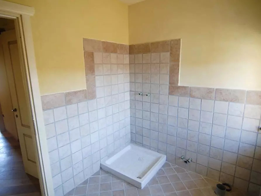 Immagine 6 di Casa trifamiliare in vendita  a Dogliani