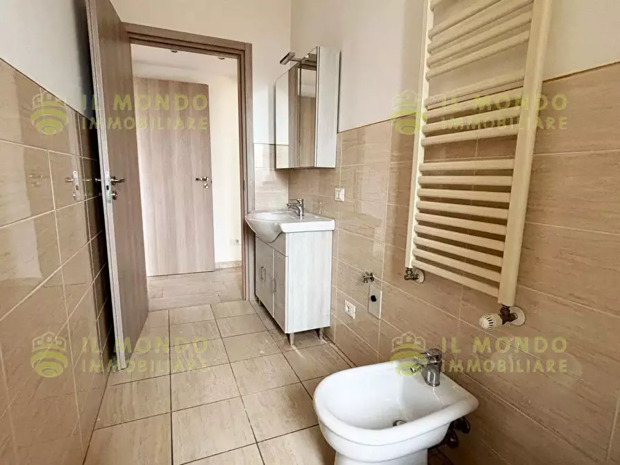 Immagine 10 di Casa trifamiliare in affitto  in Via Biagio Miracoli, 14 a Melegnano