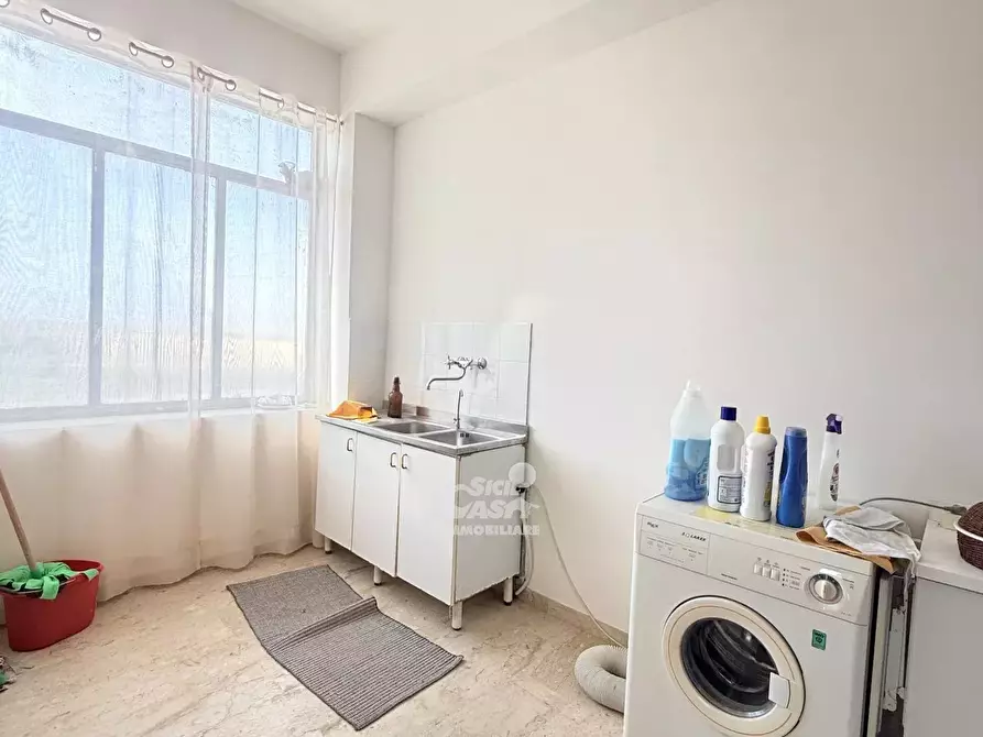 Immagine 28 di Casa trifamiliare in vendita  a Marsala