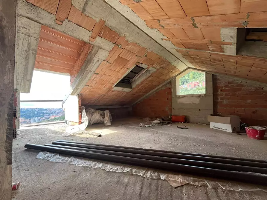 Immagine 15 di Terreno edificabile in vendita  a Chiavari