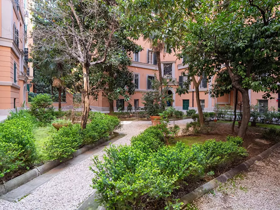 Immagine 49 di Casa trifamiliare in vendita  in Piazza Antonio Mancini, 4 a Roma