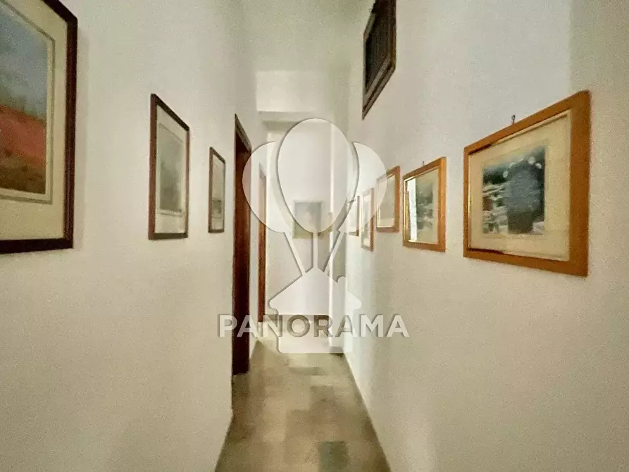 Immagine 4 di Casa trifamiliare in vendita  in Via Torquato Tasso a Alcamo