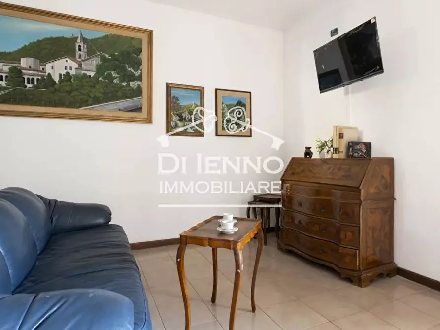 Immagine 8 di Casa trifamiliare in vendita  in Via Renato Mainardi a Roma