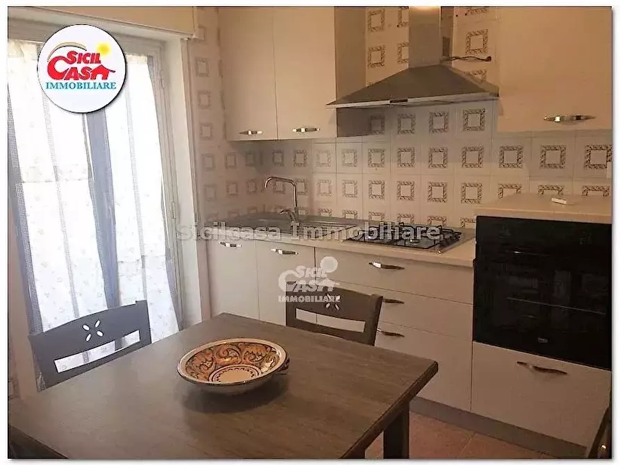 Immagine 8 di Casa trifamiliare in vendita  a Marsala